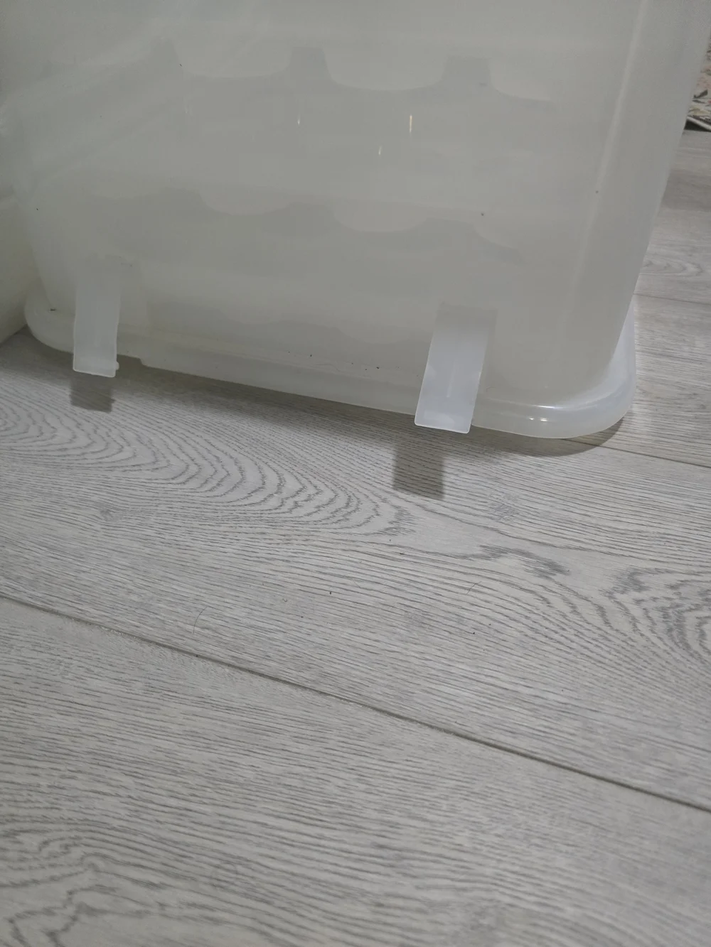 White 36-Cupcake Carrier with Handle